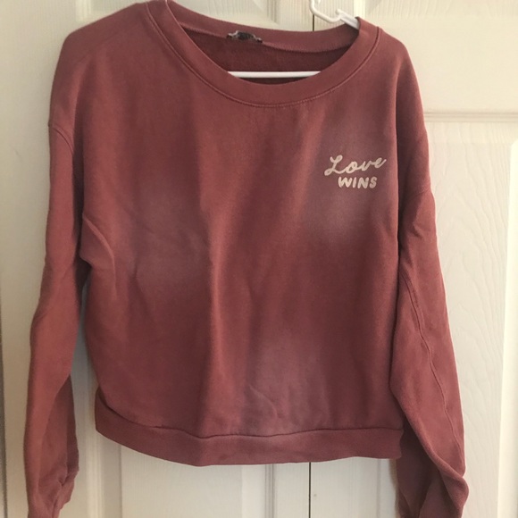 Sweaters - Picture 7 of 7